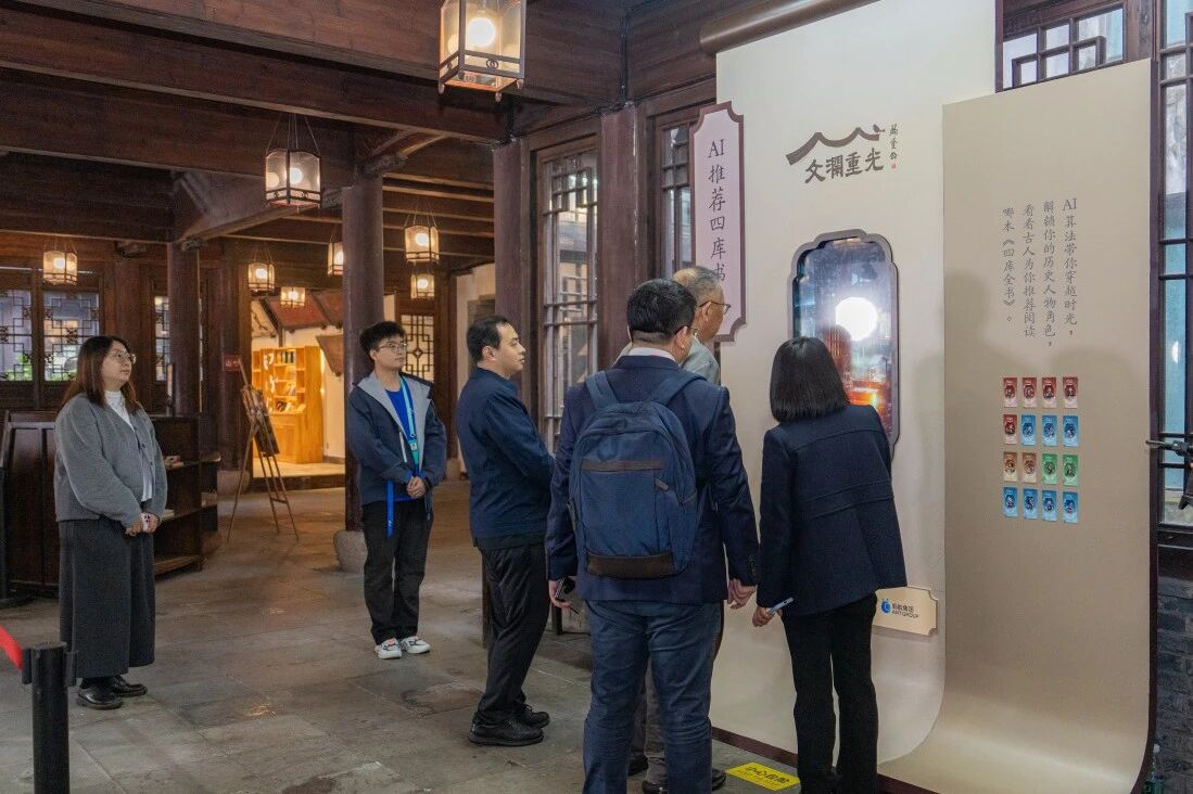 1762850609113312.jpg 3415a4b63bba49e9fd09f8ccdbf8c574.jpg